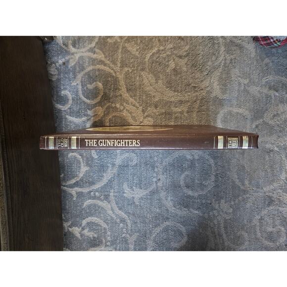 Time Life Books  The Old West  THE GUNFIGHTERS VINTAGE - Picture 3 of 4